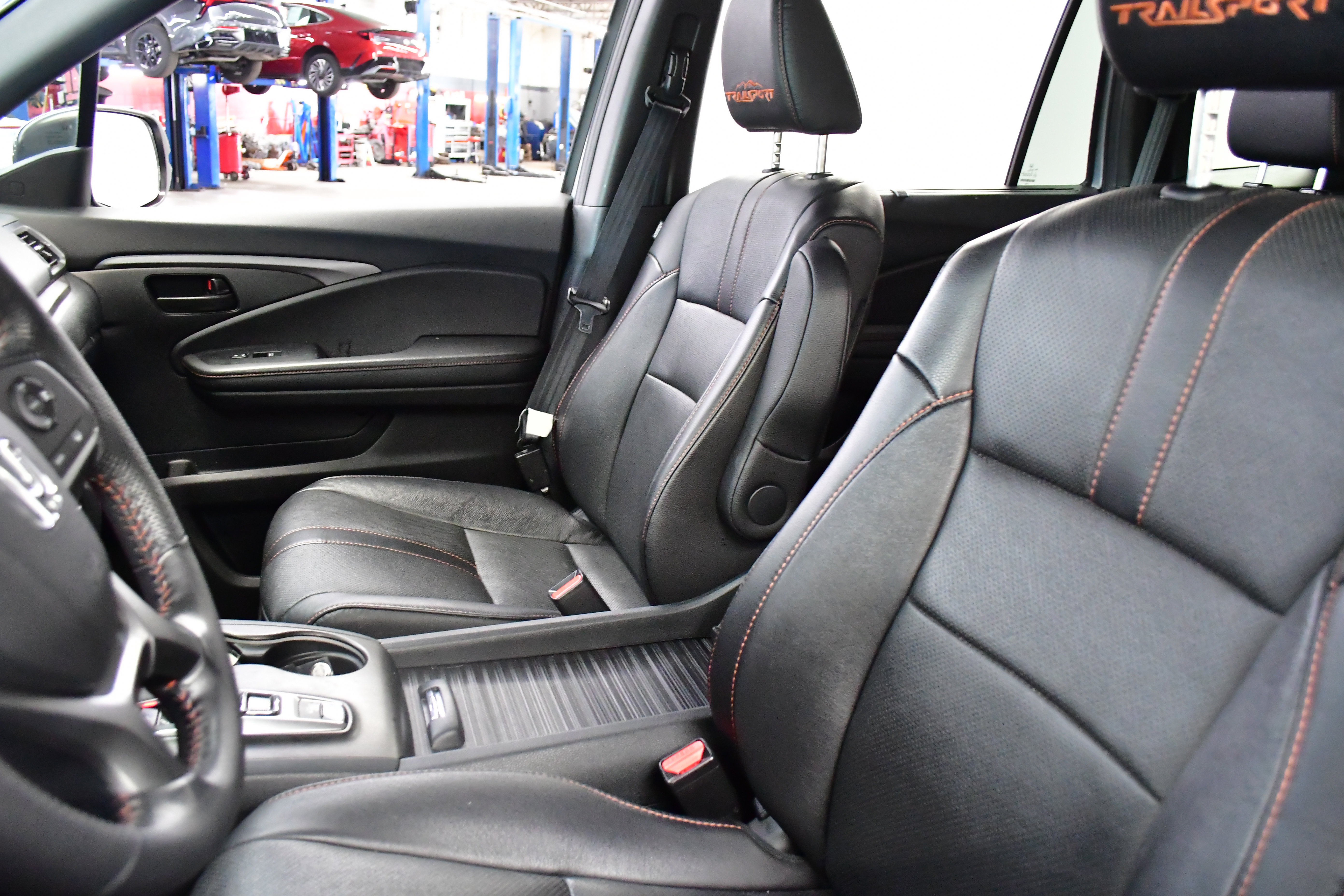 Used 2023 Honda Passport TrailSport image 9