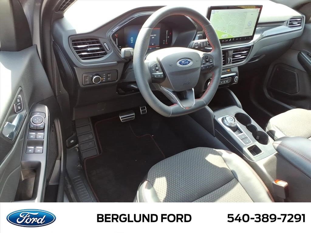 Used 2023 Ford Escape ST-Line w/ Tech Pack #1 image 18