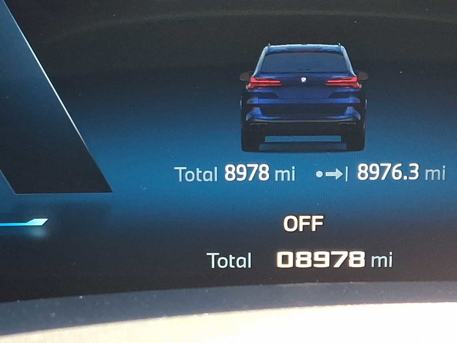 Used 2025 BMW X5 M60i w/ Executive Package image 21