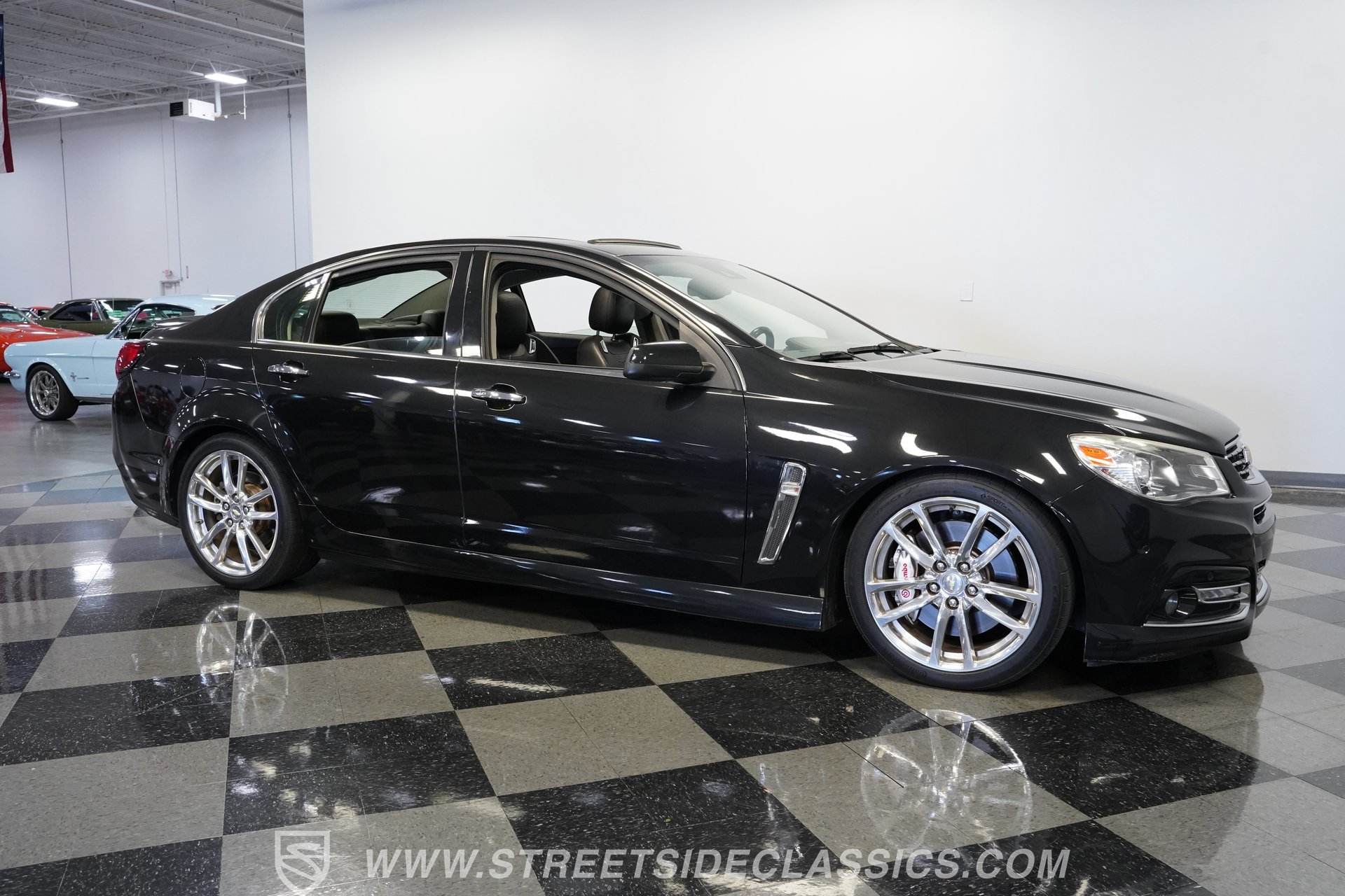 Used 2014 Chevrolet SS RWD image 16