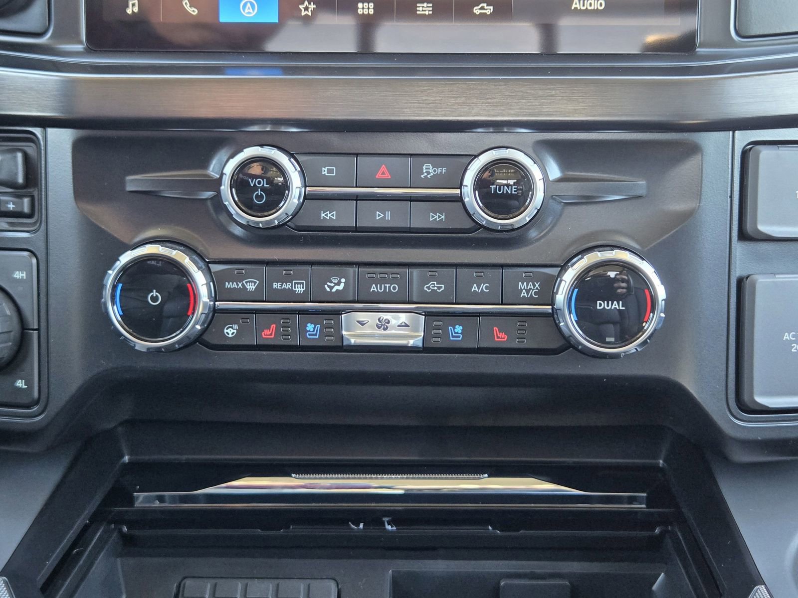 New 2026 Ford F250 Lariat w/ Lariat Ultimate Package image 20