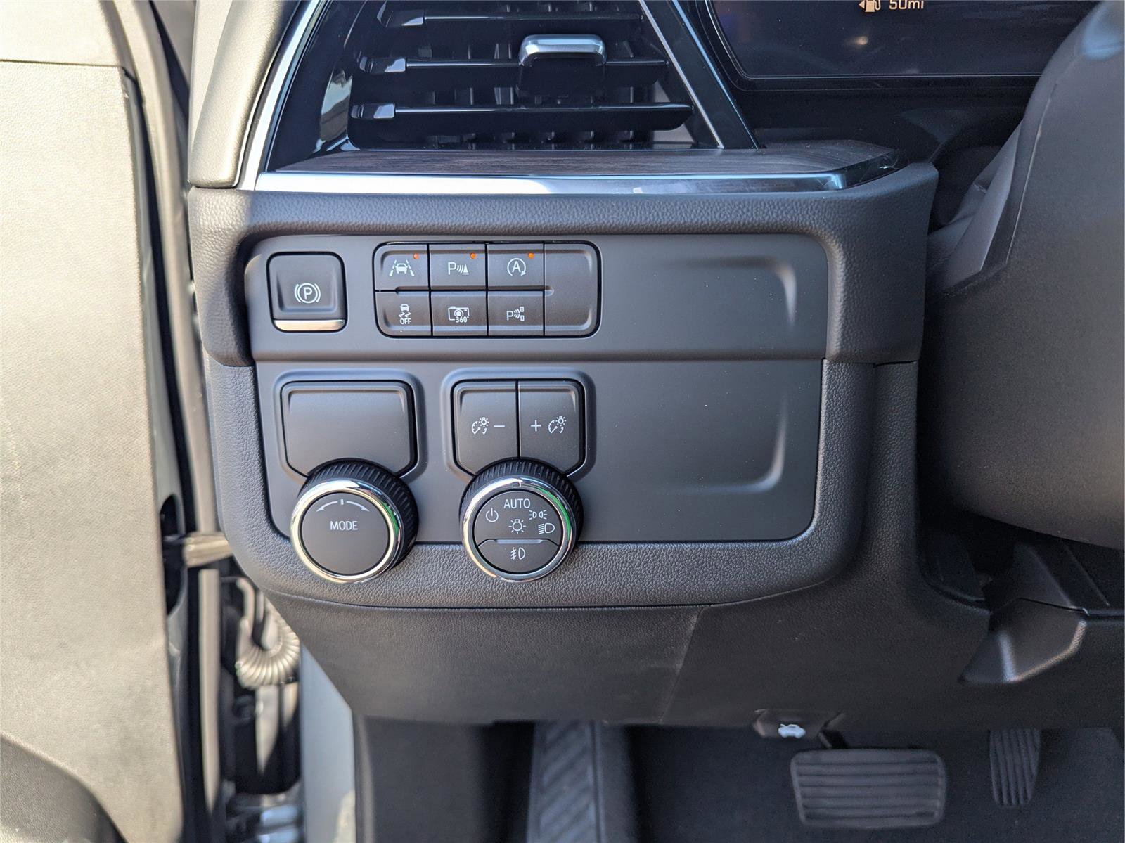 New 2026 Chevrolet Tahoe LT w/ Comfort Package image 29