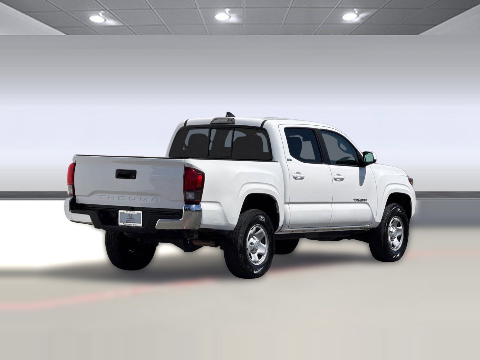 Used 2019 Toyota Tacoma SR5 image 9
