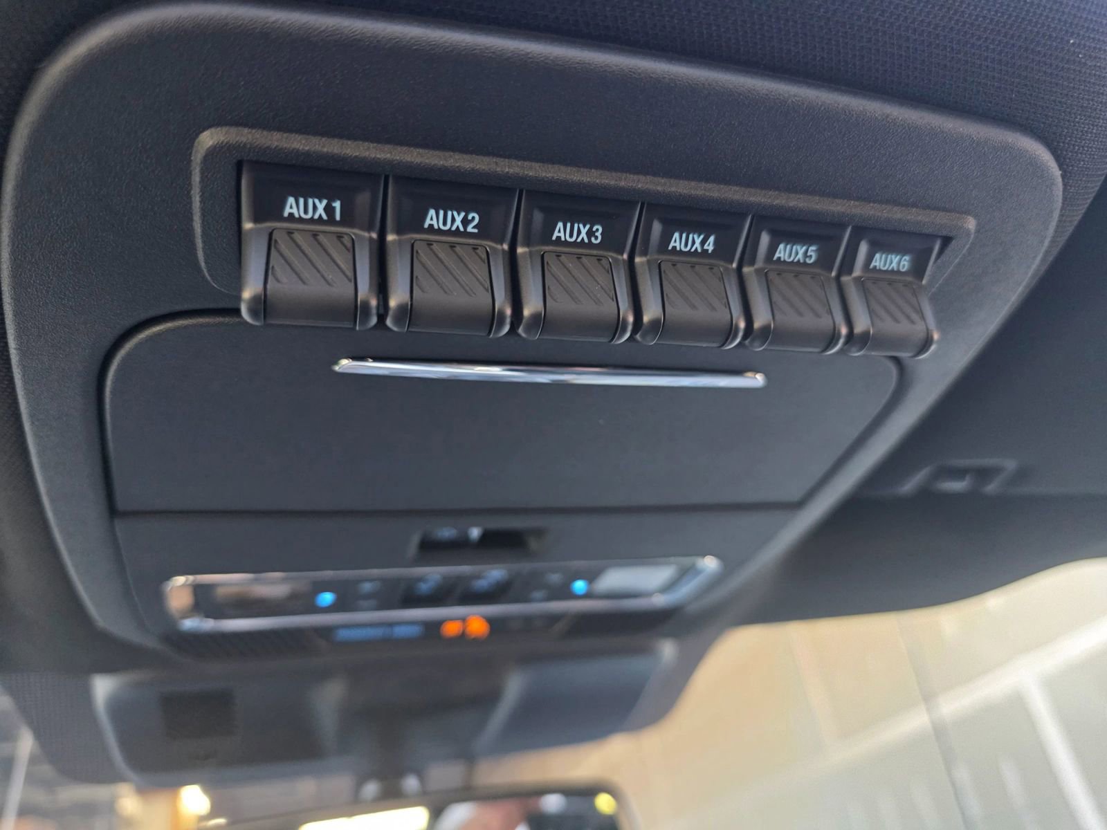 Used 2025 Ford F150 Raptor AWD/4WD image 54
