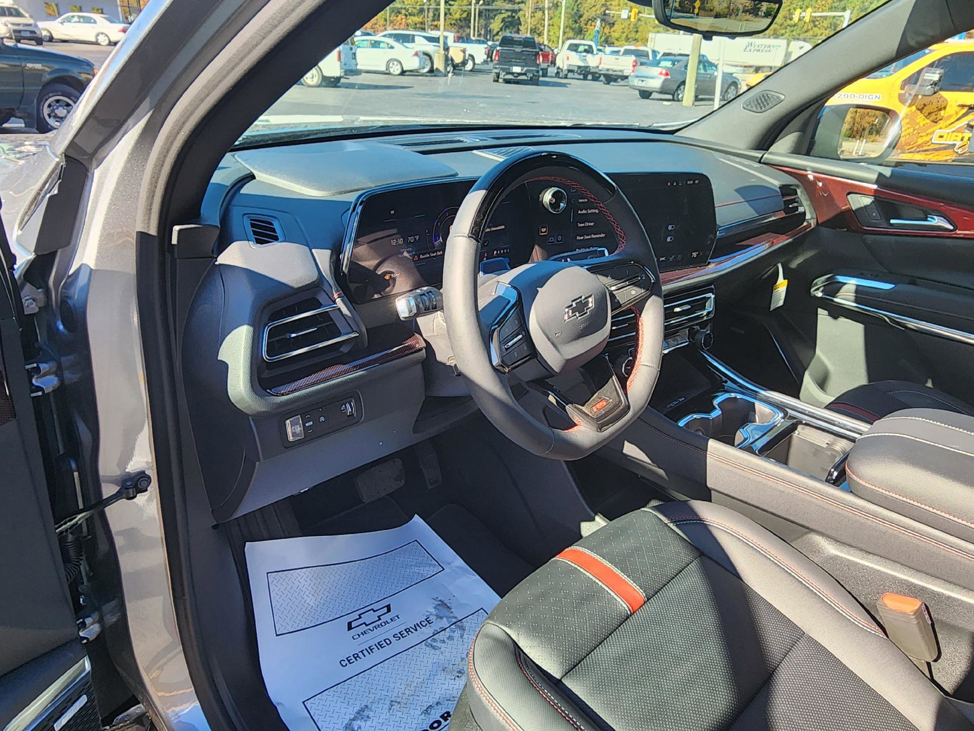 New 2026 Chevrolet Traverse RS image 5