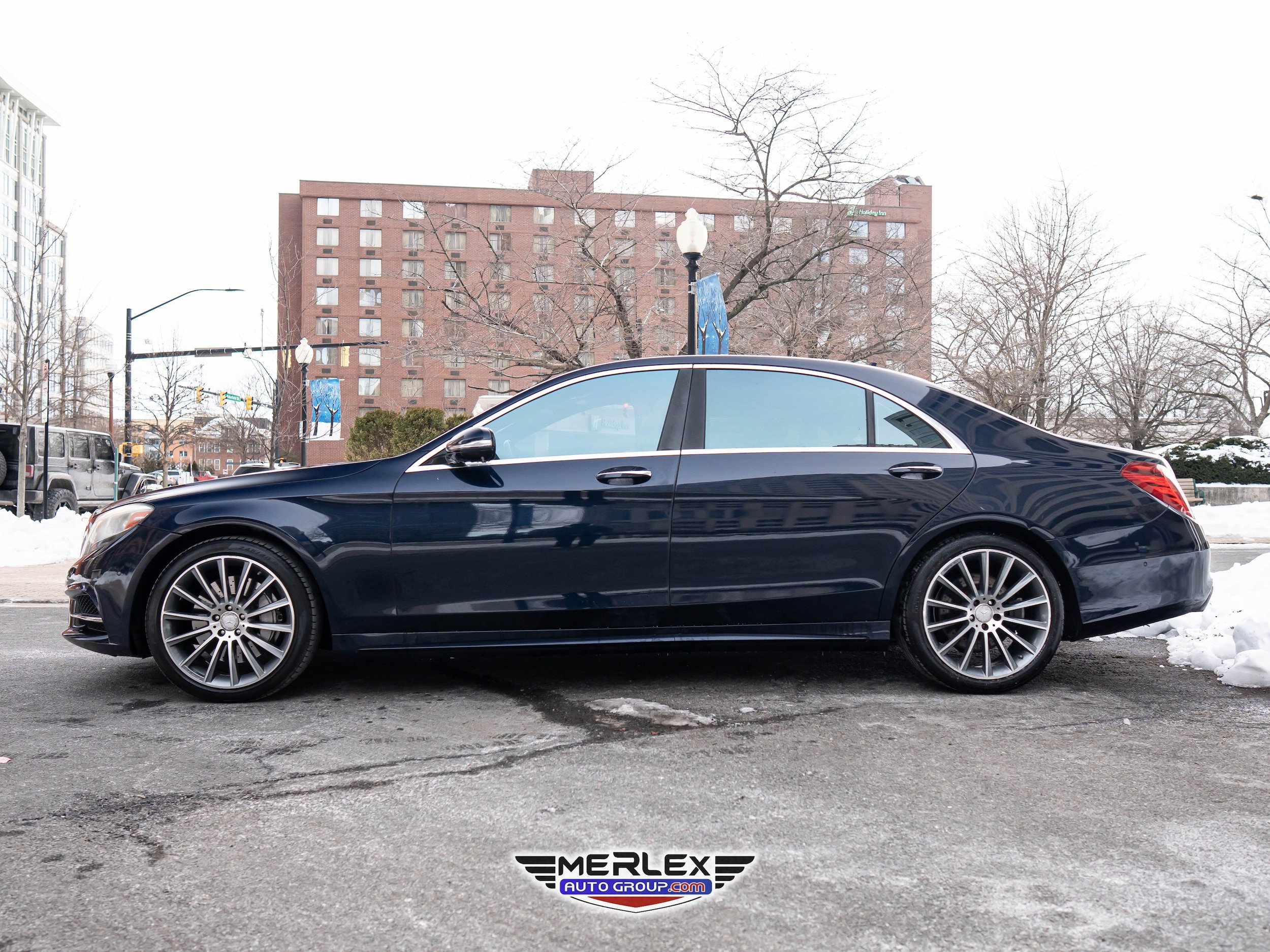 Used 2017 Mercedes-Benz S 550 AMG image 4