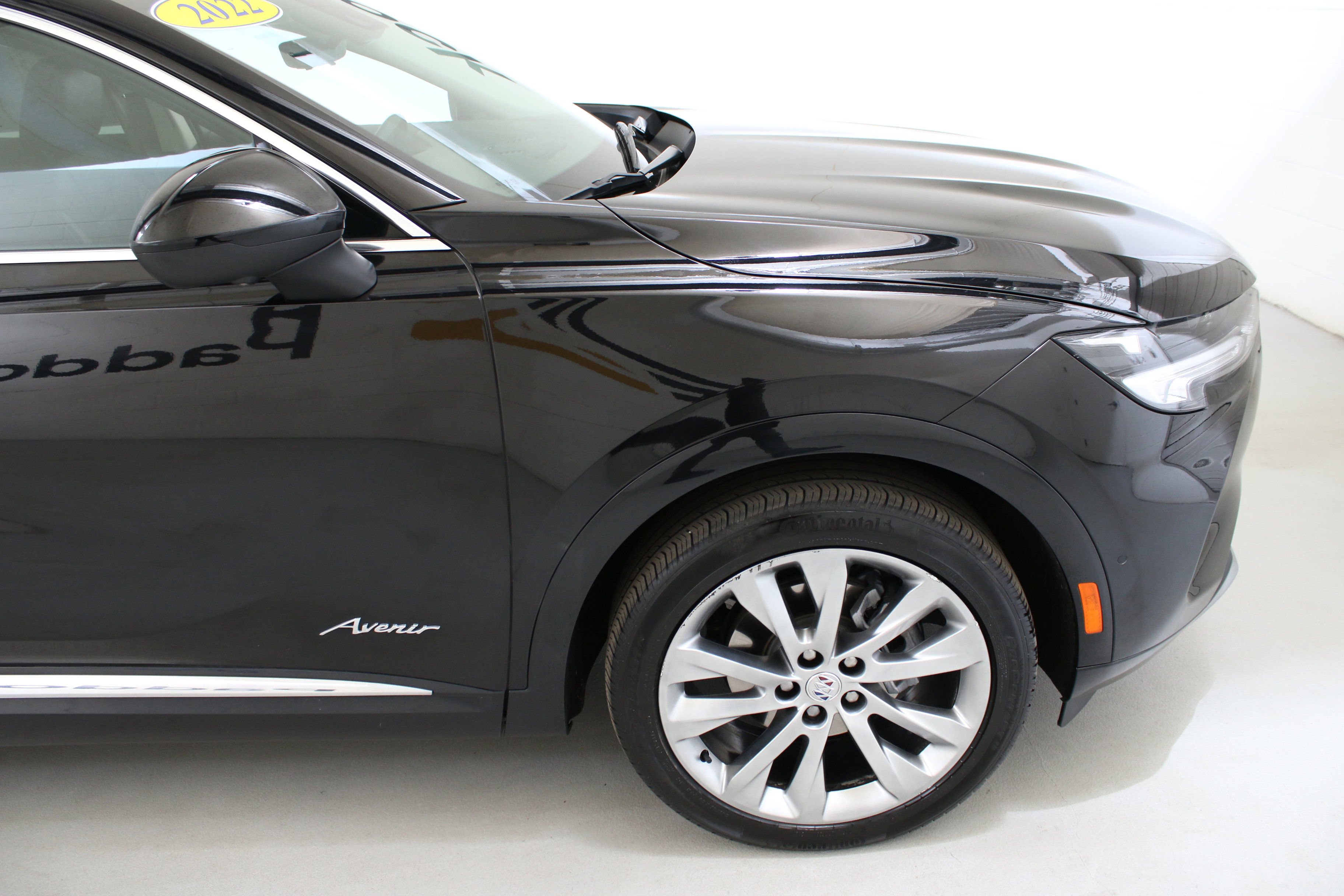 Used 2022 Buick Envision Avenir w/ Technology Package II image 11