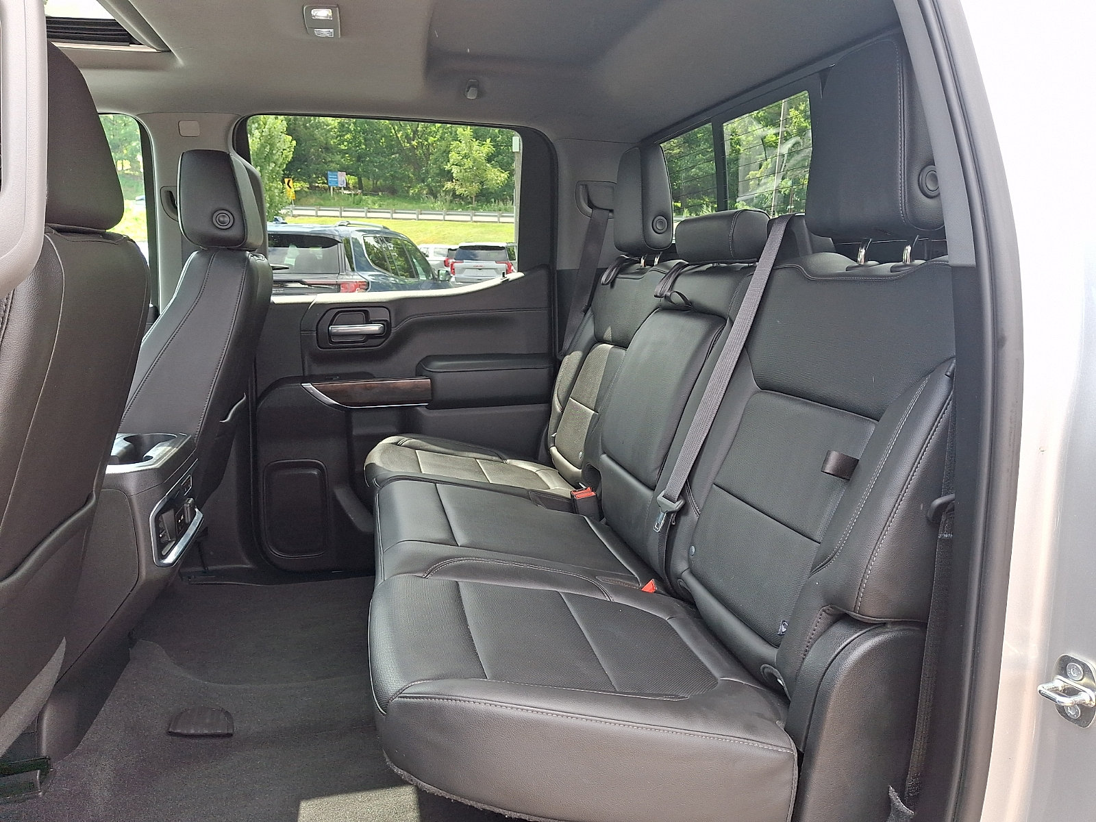 Used 2020 GMC Sierra 1500 SLT w/ SLT Convenience Package AWD/4WD image 10
