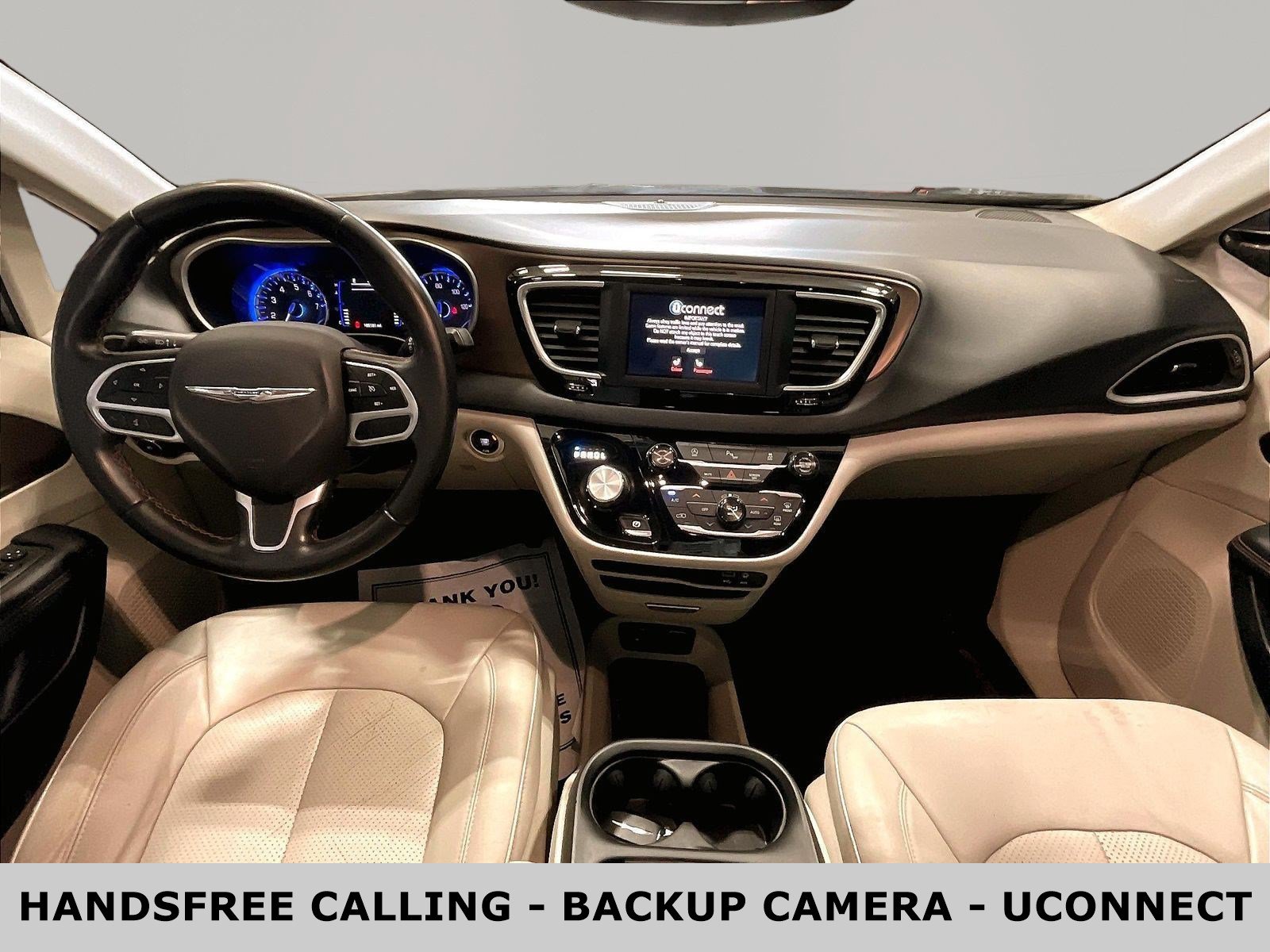 Used 2018 Chrysler Pacifica Touring-L FWD image 7