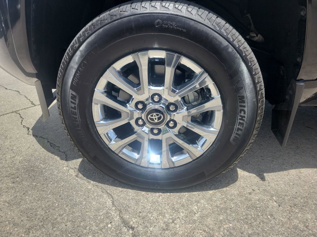 Used 2025 Toyota Tacoma Limited AWD/4WD image 33