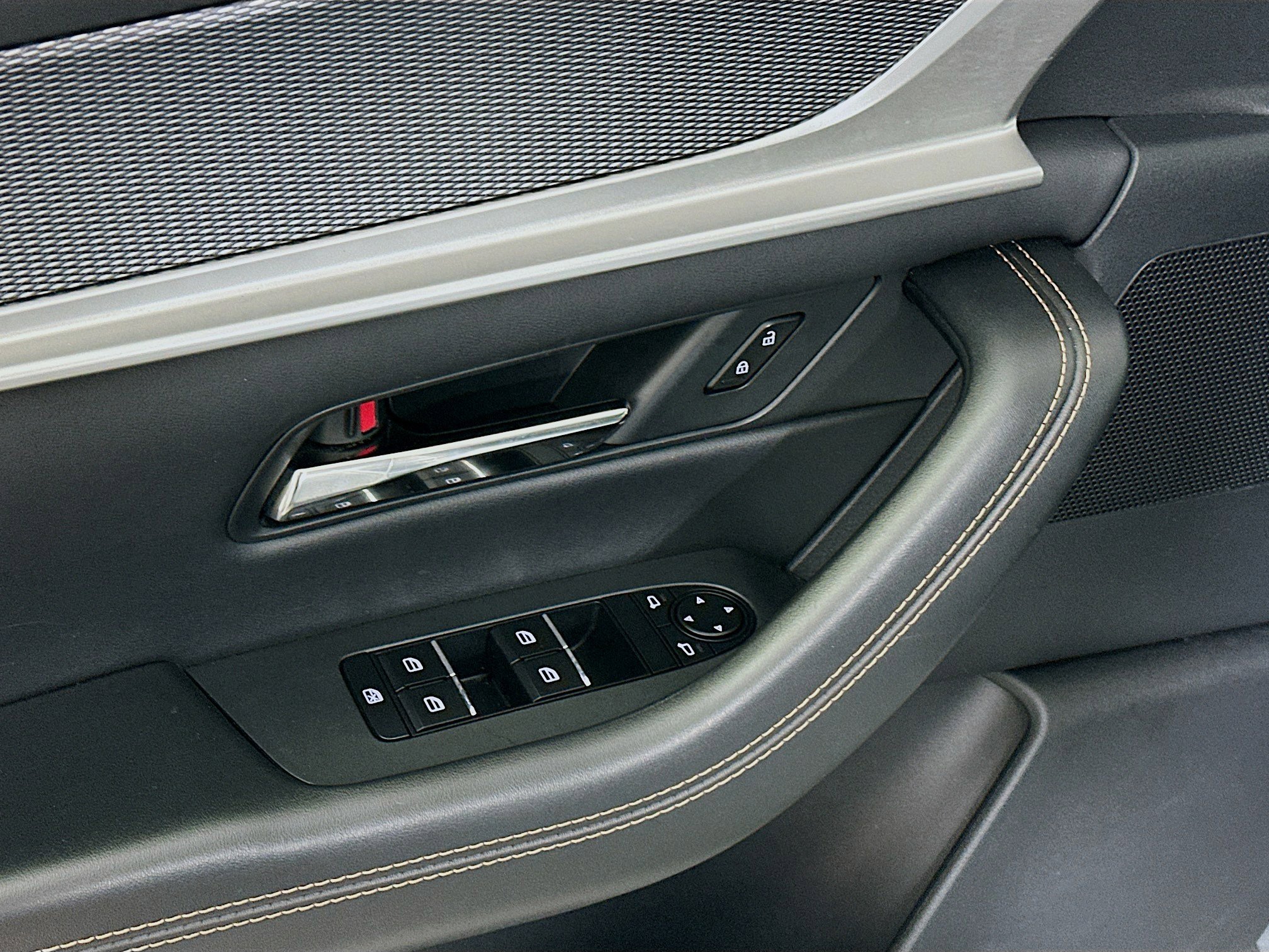 Used 2025 MAZDA CX-90 3.3 Turbo w/ Premium Sport Pkg image 15