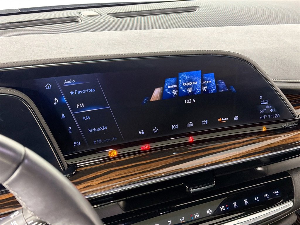 Used 2024 Cadillac Escalade Premium Luxury image 15