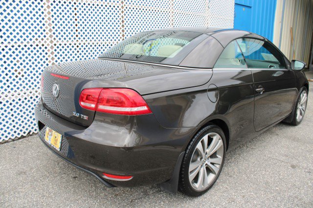Used 2013 Volkswagen Eos Lux image 13