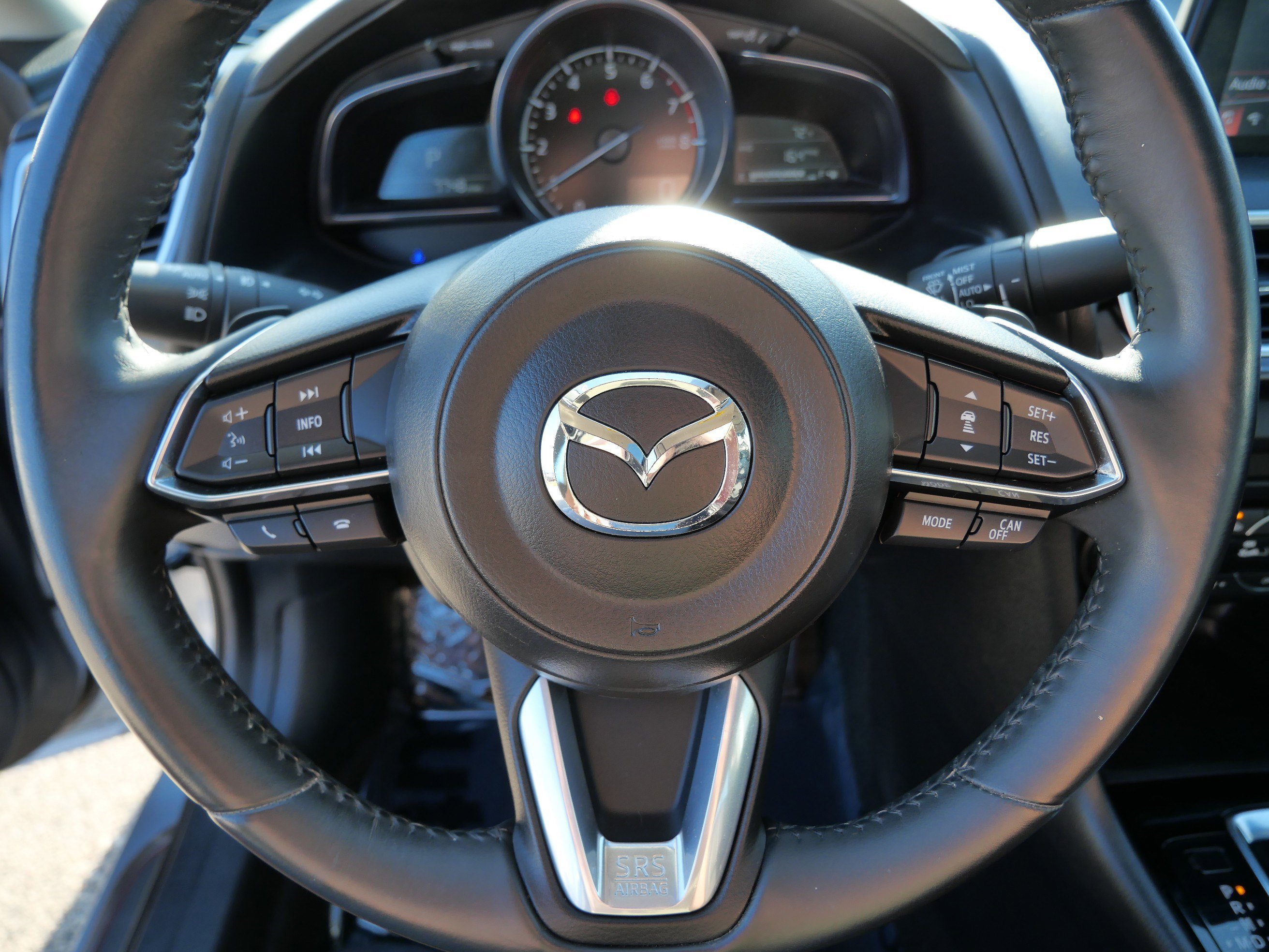 Used 2018 MAZDA MAZDA3 Grand Touring w/ Premium Equipment Package image 25