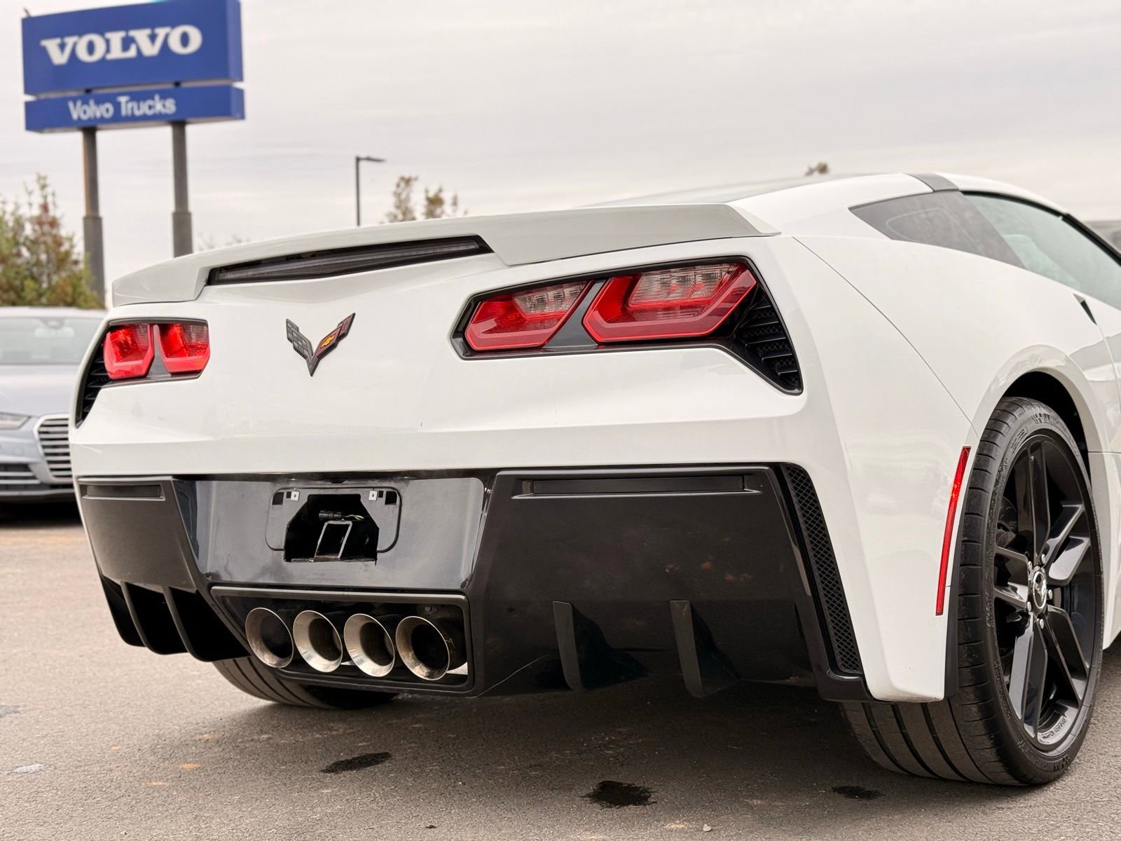 Used 2015 Chevrolet Corvette Stingray Coupe w/ 2LT Preferred Equipment Group image 20