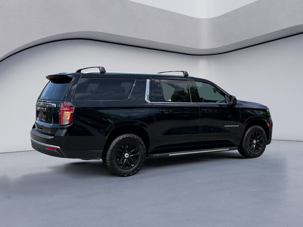 Used 2023 Chevrolet Suburban LT AWD/4WD image 5