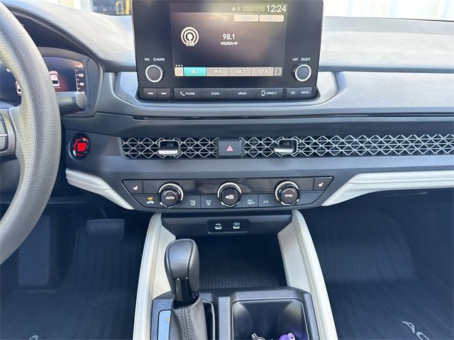 Certified 2024 Honda Accord EX image 17