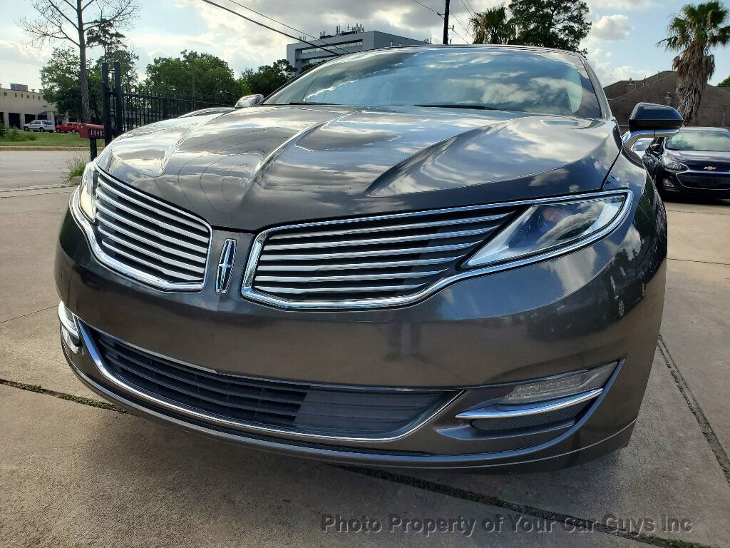 Used 2016 Lincoln MKZ w/ Equipment Group 300A Reserve FWD image 3