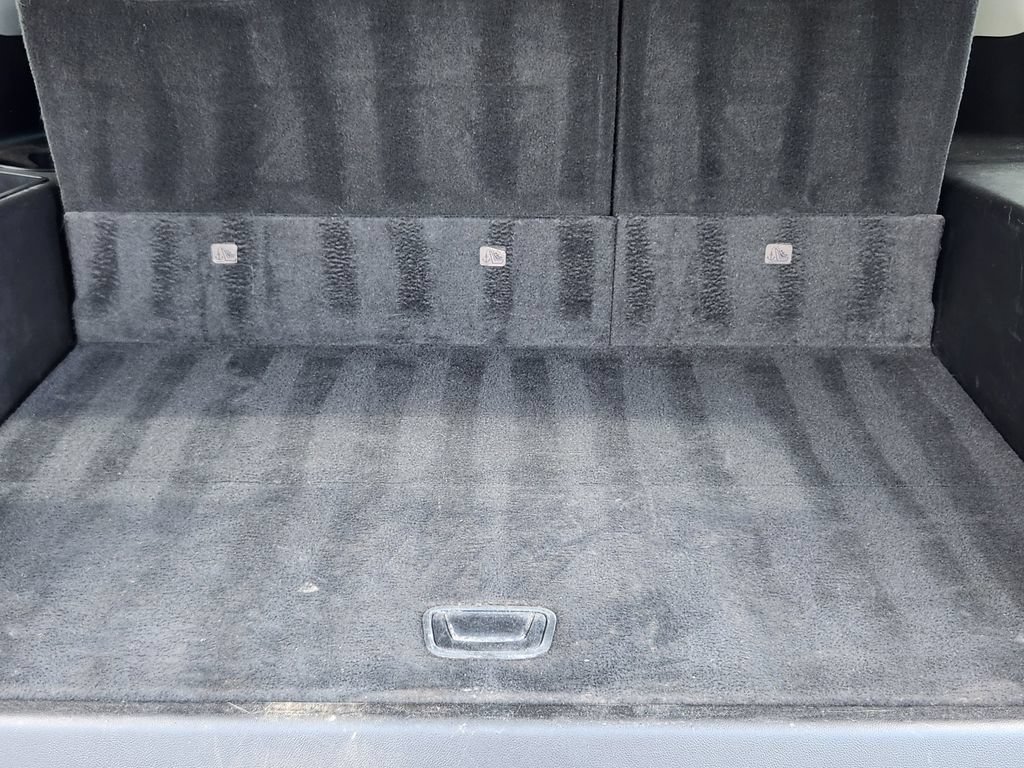 Used 2017 GMC Yukon XL SLT AWD/4WD image 11