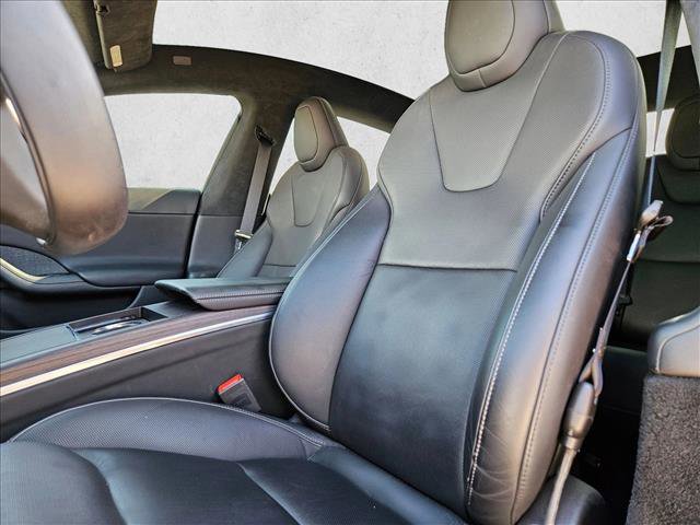 Used 2021 Tesla Model S Plaid image 10