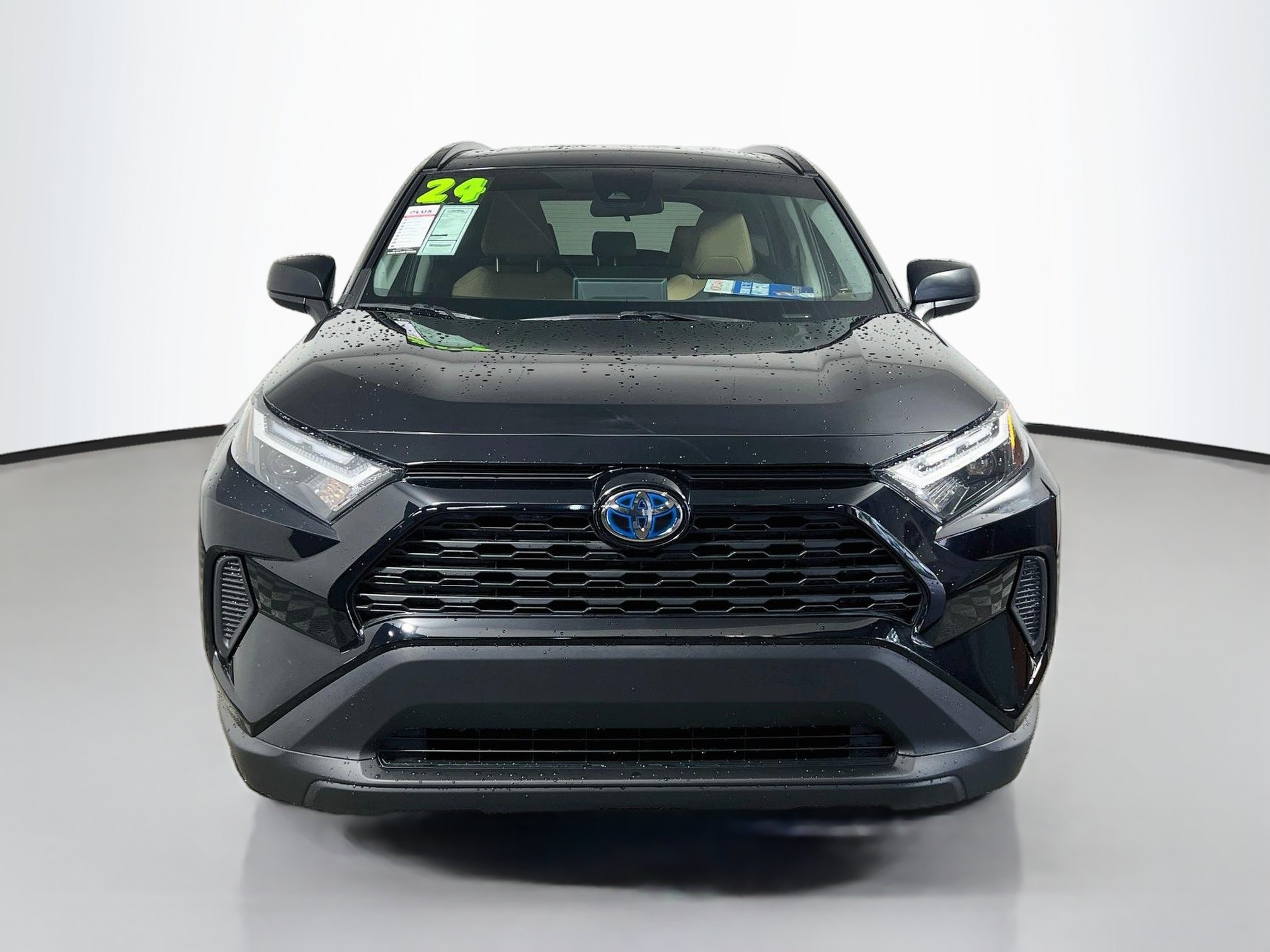Used 2024 Toyota RAV4 LE AWD/4WD image 11