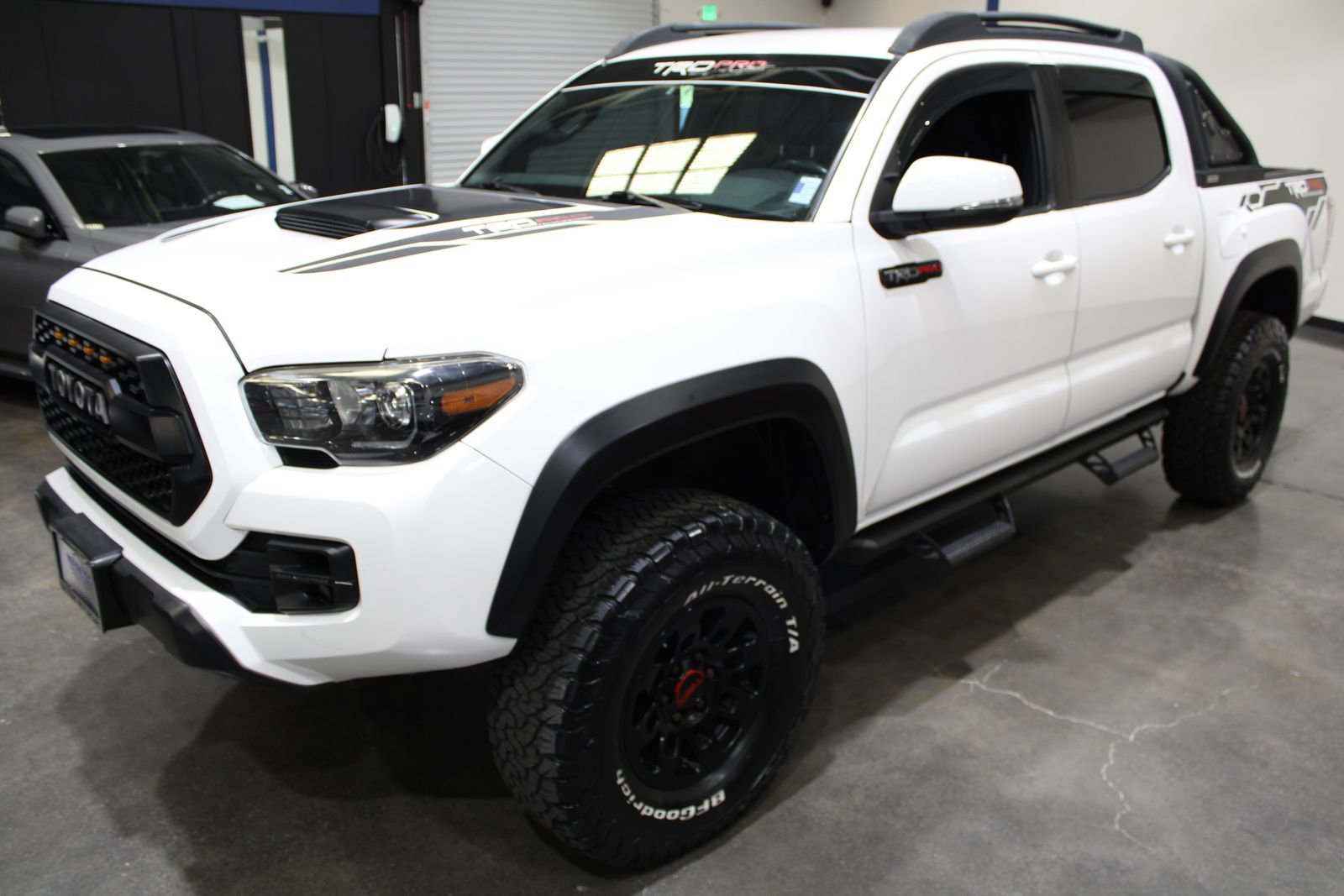 Used 2017 Toyota Tacoma TRD Pro image 6