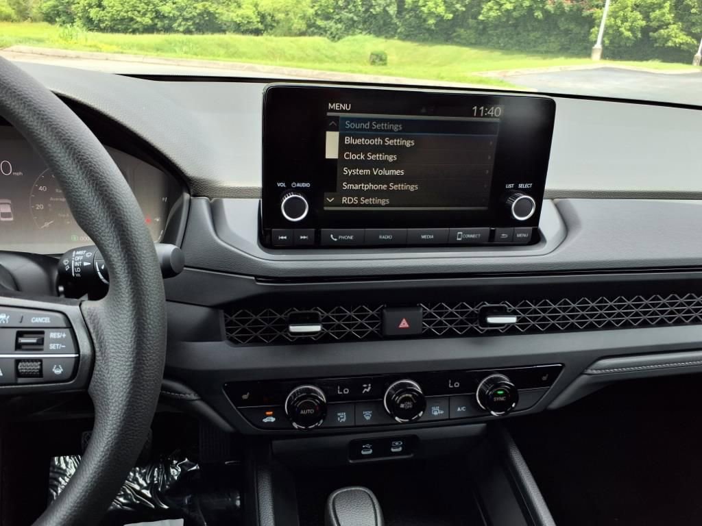 New 2025 Honda Accord SE image 16