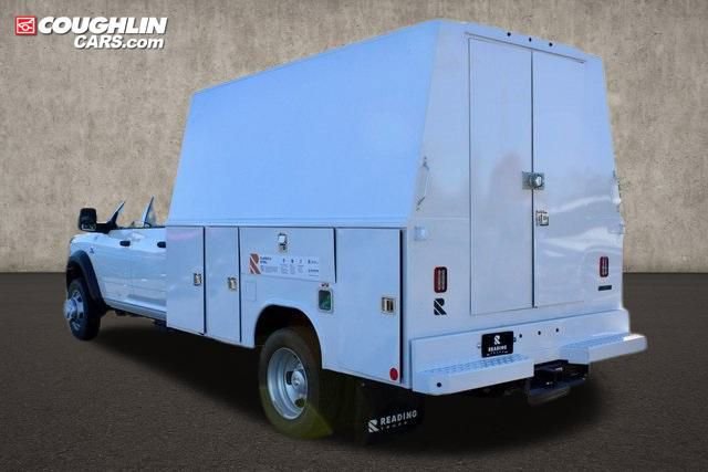 New 2024 RAM 5500 Tradesman w/ Chrome Appearance Group image 11