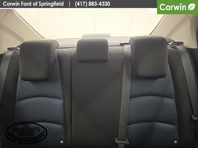 Used 2019 Toyota Yaris LE FWD image 19