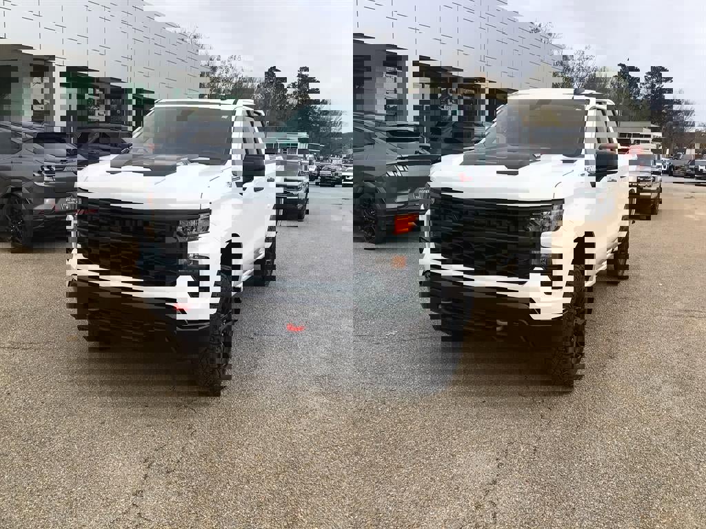 Used 2023 Chevrolet Silverado 1500 Custom Trail Boss image 5