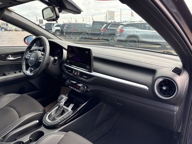 Used 2022 Kia Forte GT-Line image 27