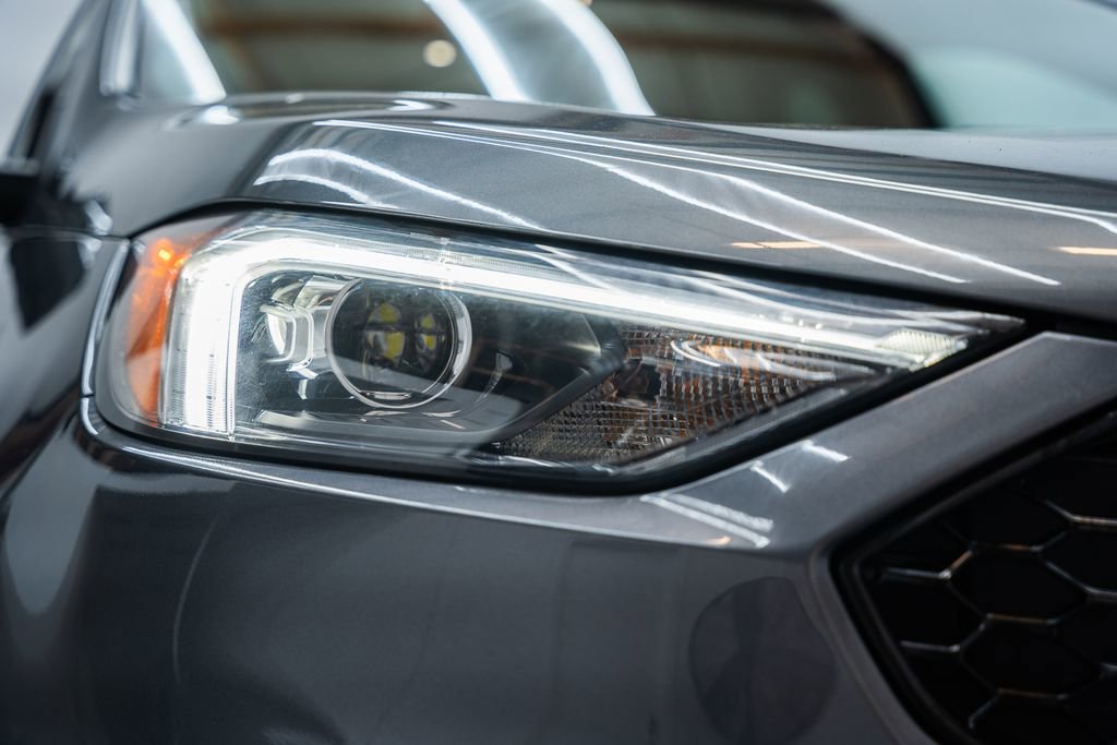 Used 2022 Ford Edge ST-Line image 13