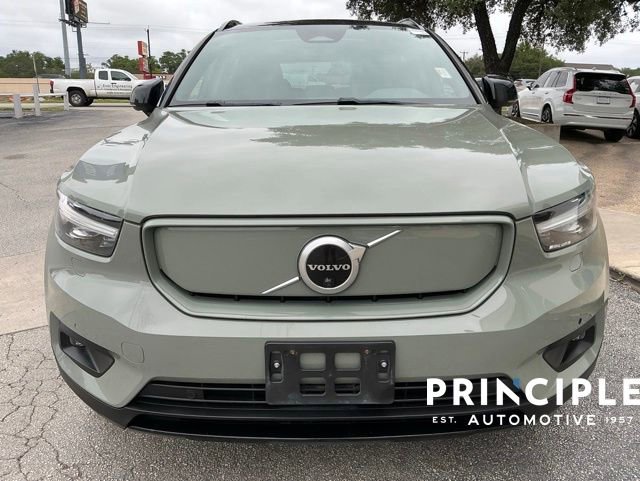 Used 2021 Volvo XC40 P8 Recharge w/ Advanced Package AWD/4WD image 3
