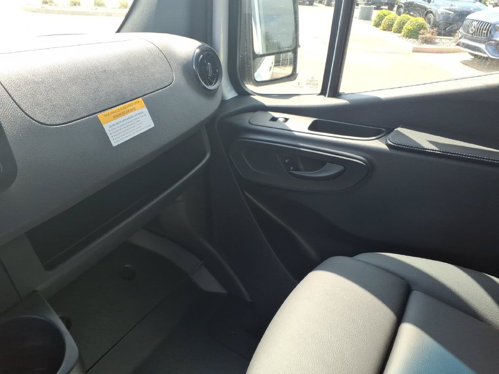 Used 2026 Mercedes-Benz Sprinter 2500 image 24
