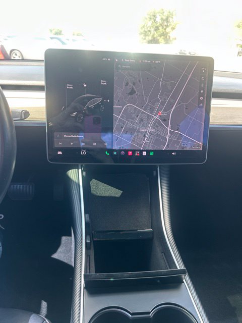 Used 2018 Tesla Model 3 Long Range RWD image 13