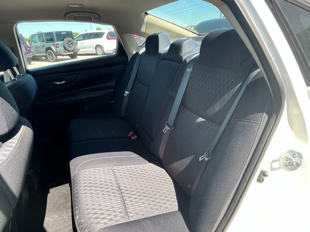 Used 2016 Nissan Altima 2.5 S w/ Power Driver Seat Package FWD image 11