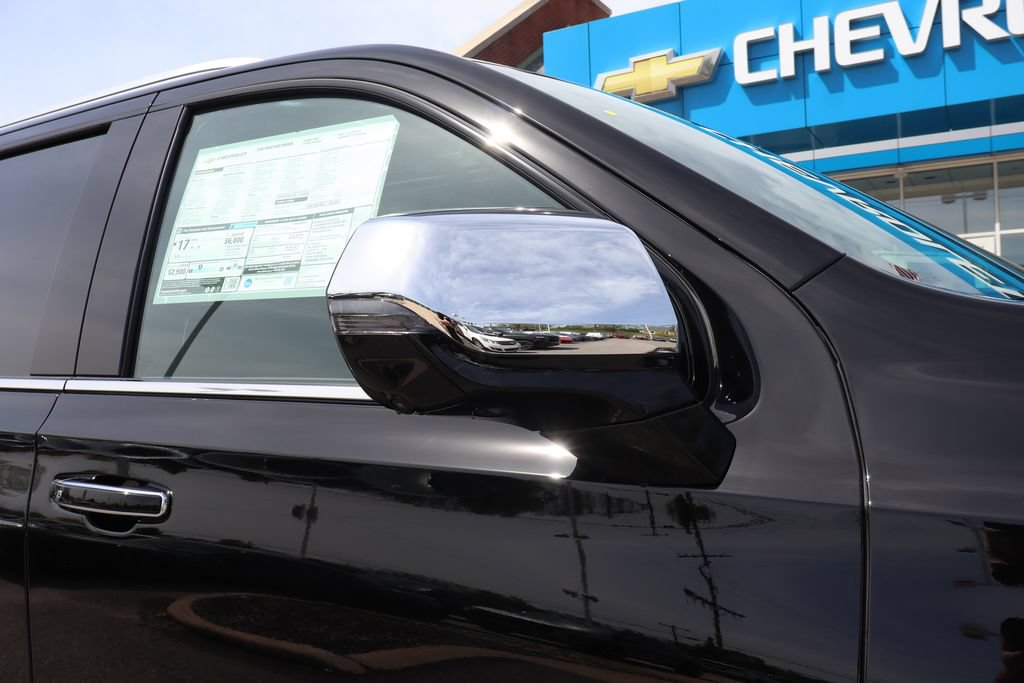 New 2026 Chevrolet Tahoe Premier w/ Sun And Tow Package AWD/4WD image 2