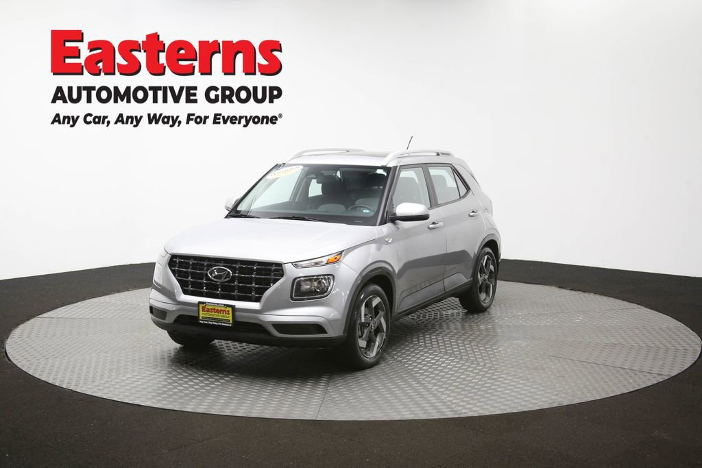 Used 2023 Hyundai Venue SEL FWD image 56