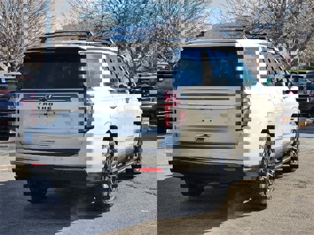 Used 2022 Chevrolet Tahoe Z71 w/ Luxury Package image 3