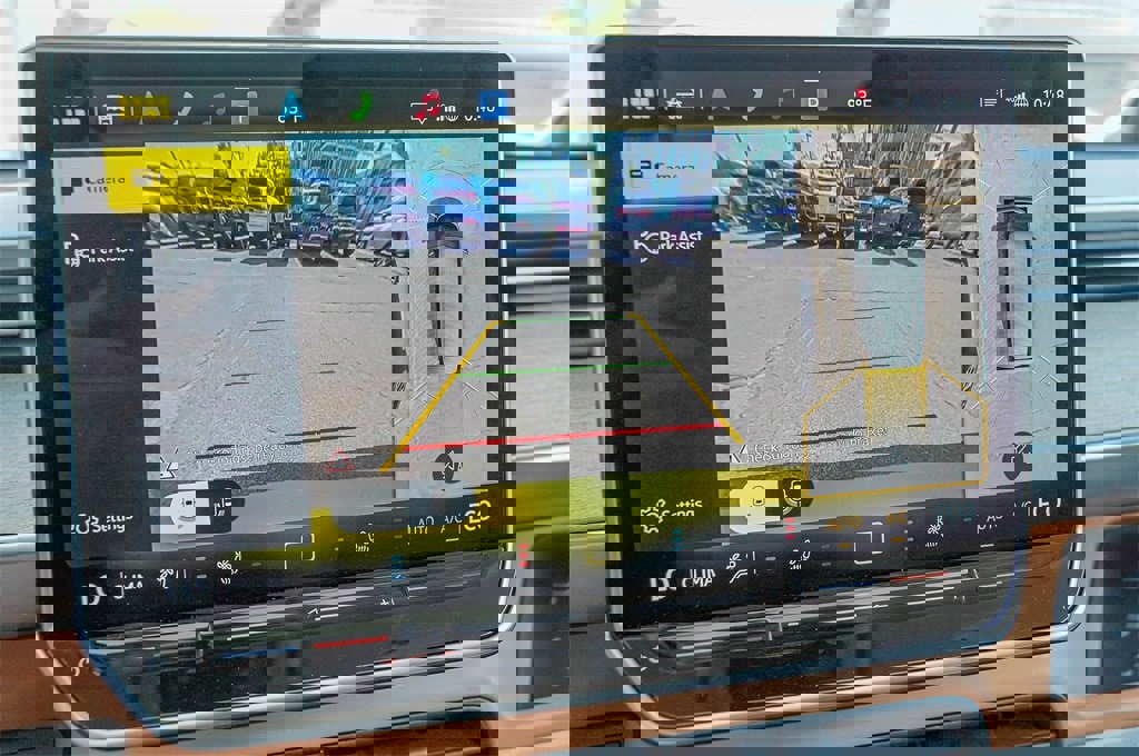 New 2025 Volkswagen ID. Buzz 1st Edition image 12