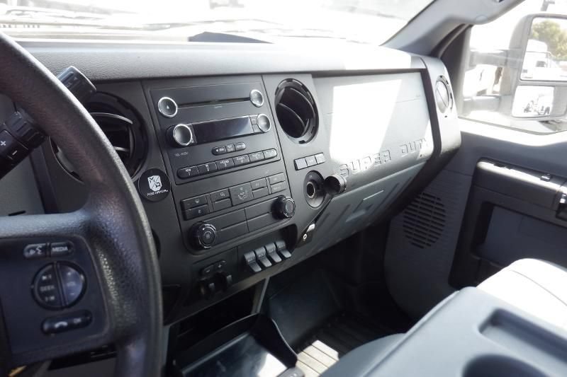 Used 2016 Ford F550 Luxury RWD image 5