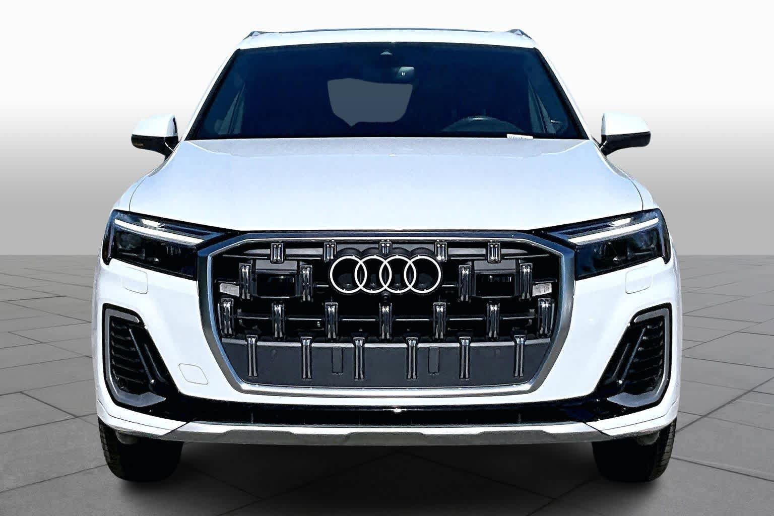 Used 2025 Audi Q7 2.0T Premium Plus image 4