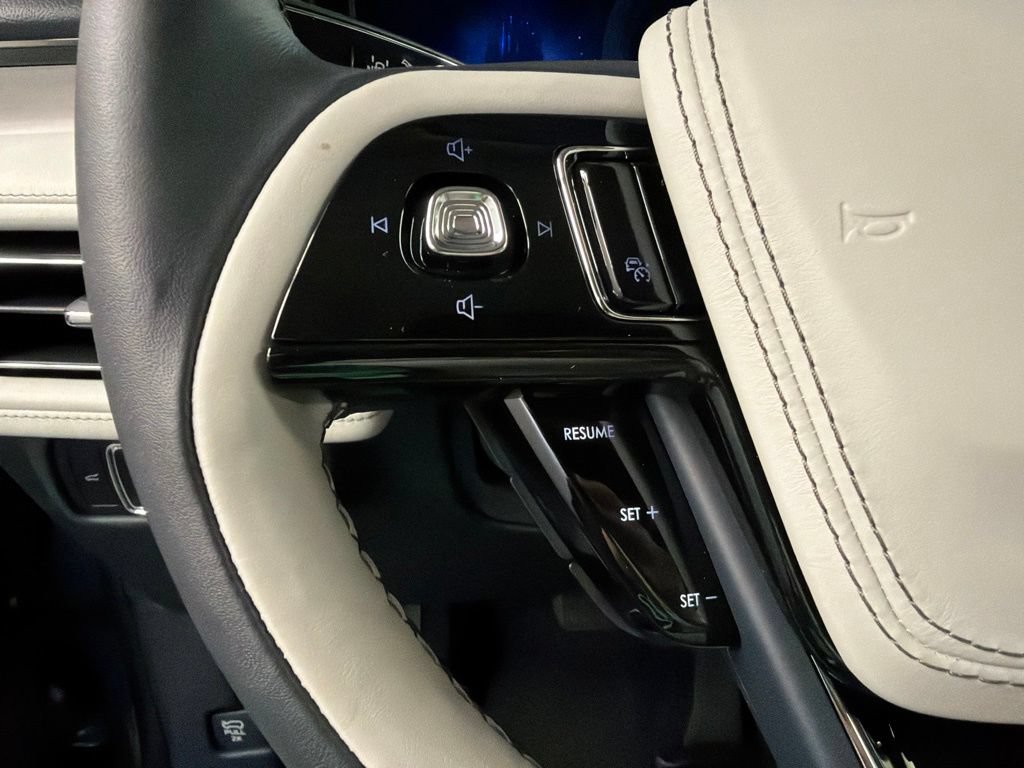 New 2026 Lincoln Aviator Reserve AWD/4WD image 17