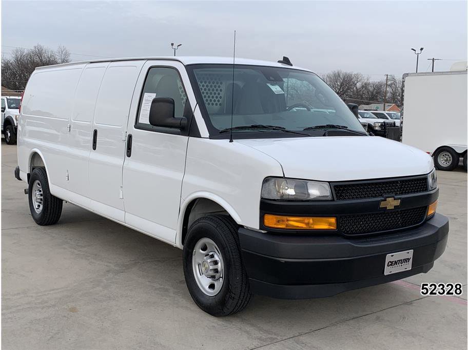 Used 2025 Chevrolet Express 2500 Extended w/ Communications Package image 3