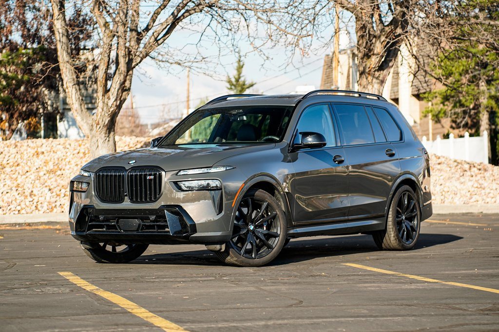 Certified 2025 BMW X7 M60i image 1