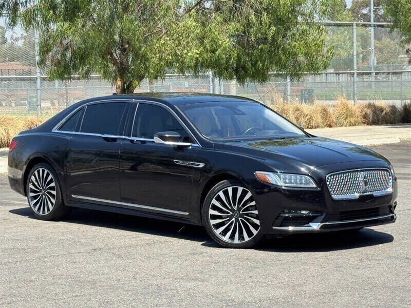 Used 2019 Lincoln Continental Black Label w/ Rear Seat Package image 10