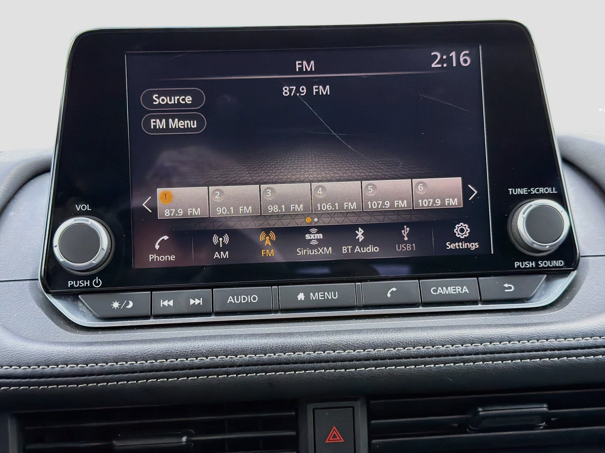 Used 2024 Nissan Rogue S AWD/4WD image 30
