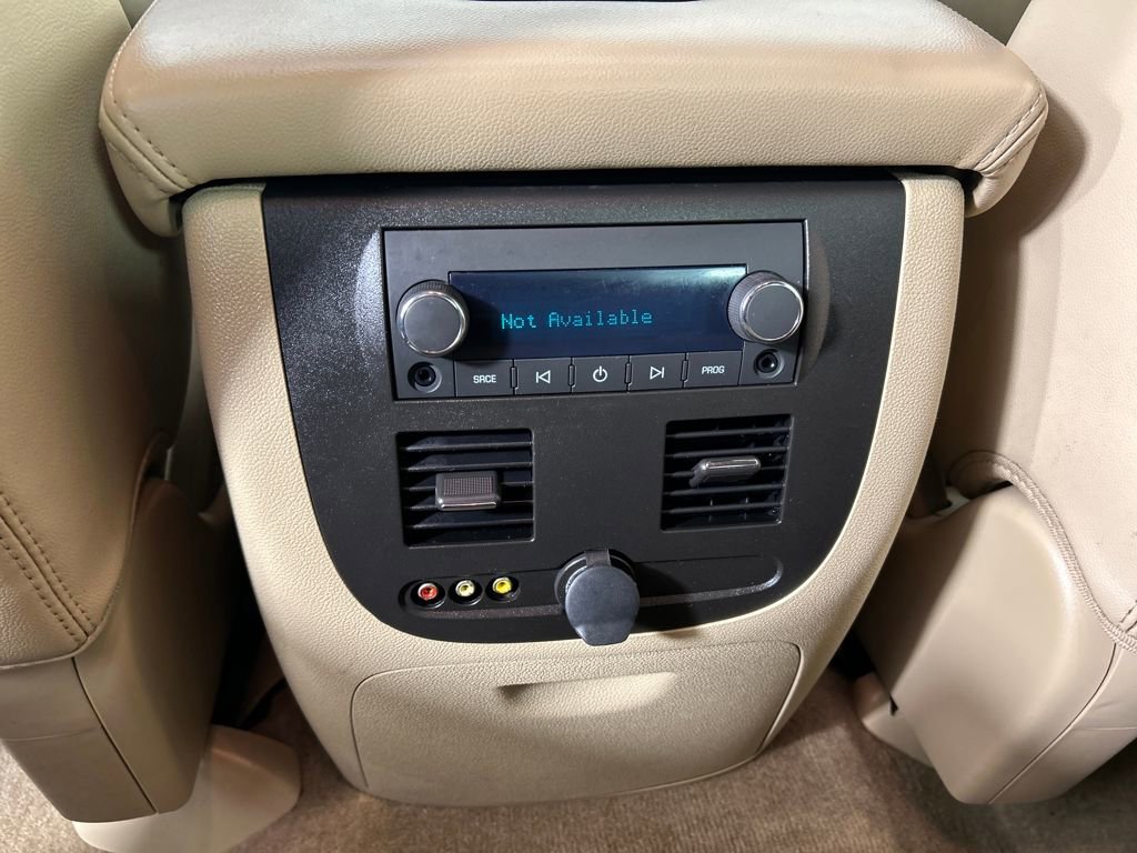 Used 2012 Chevrolet Avalanche LTZ image 20