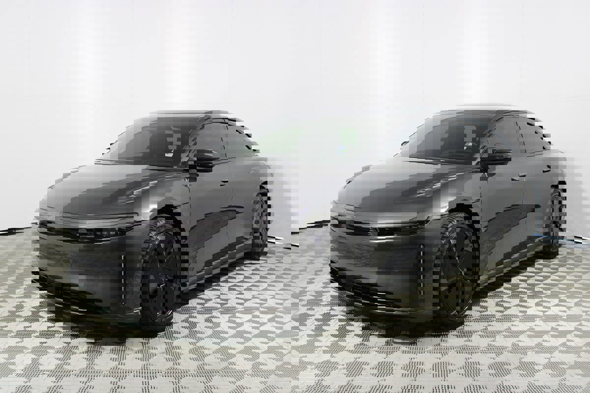 Used 2024 Lucid Air Pure image 4