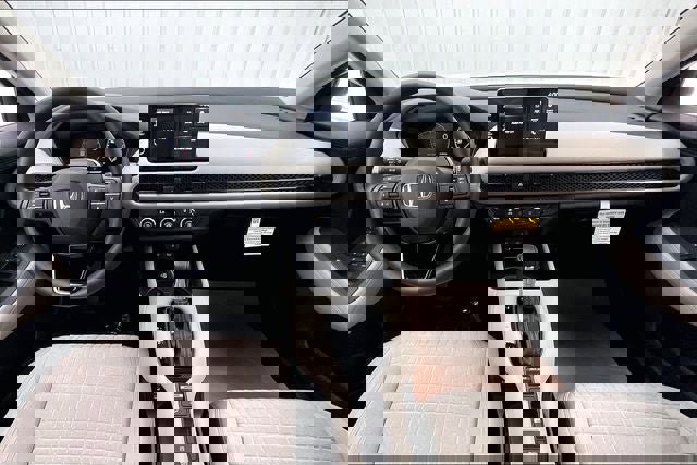 New 2026 Honda HR-V LX image 6
